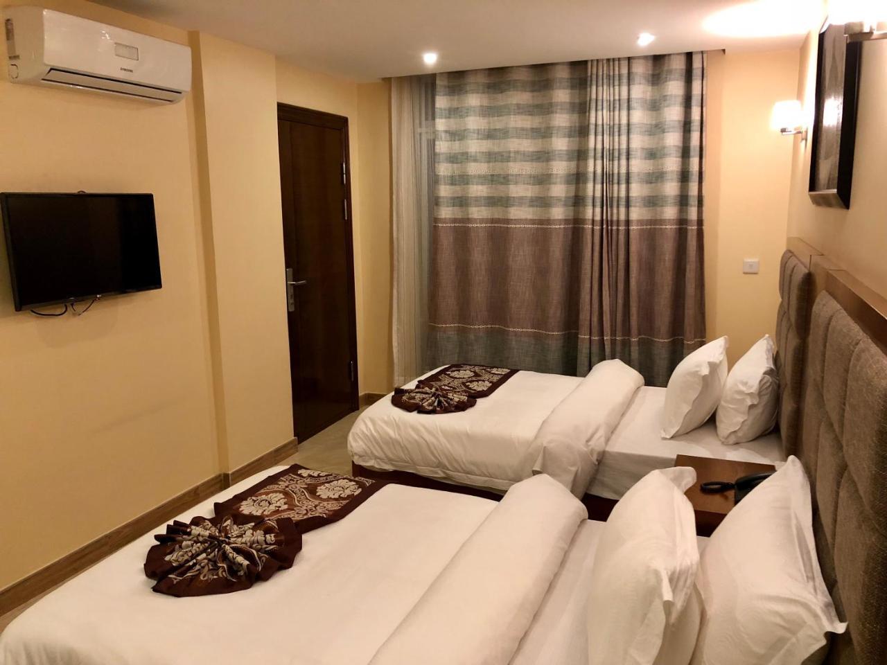 Imperial Hotel & Apartments Dar es Salaam Bagian luar foto