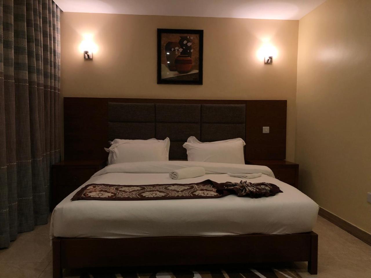Imperial Hotel & Apartments Dar es Salaam Bagian luar foto